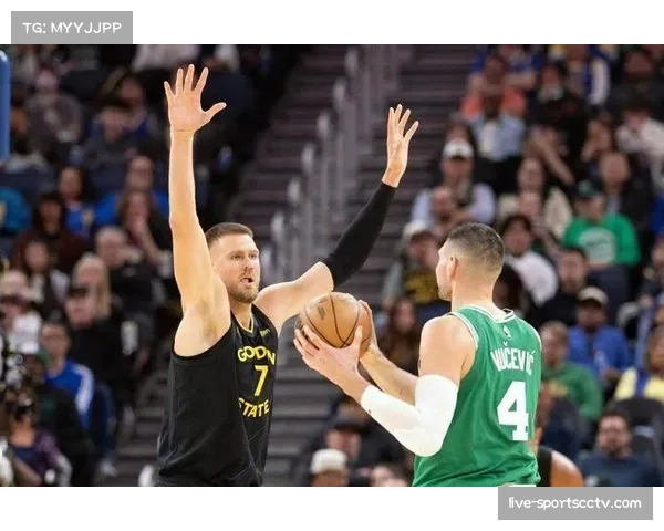 波尔津吉斯勇士伤愈复出砍30分 内线得分手段多样但状态起伏